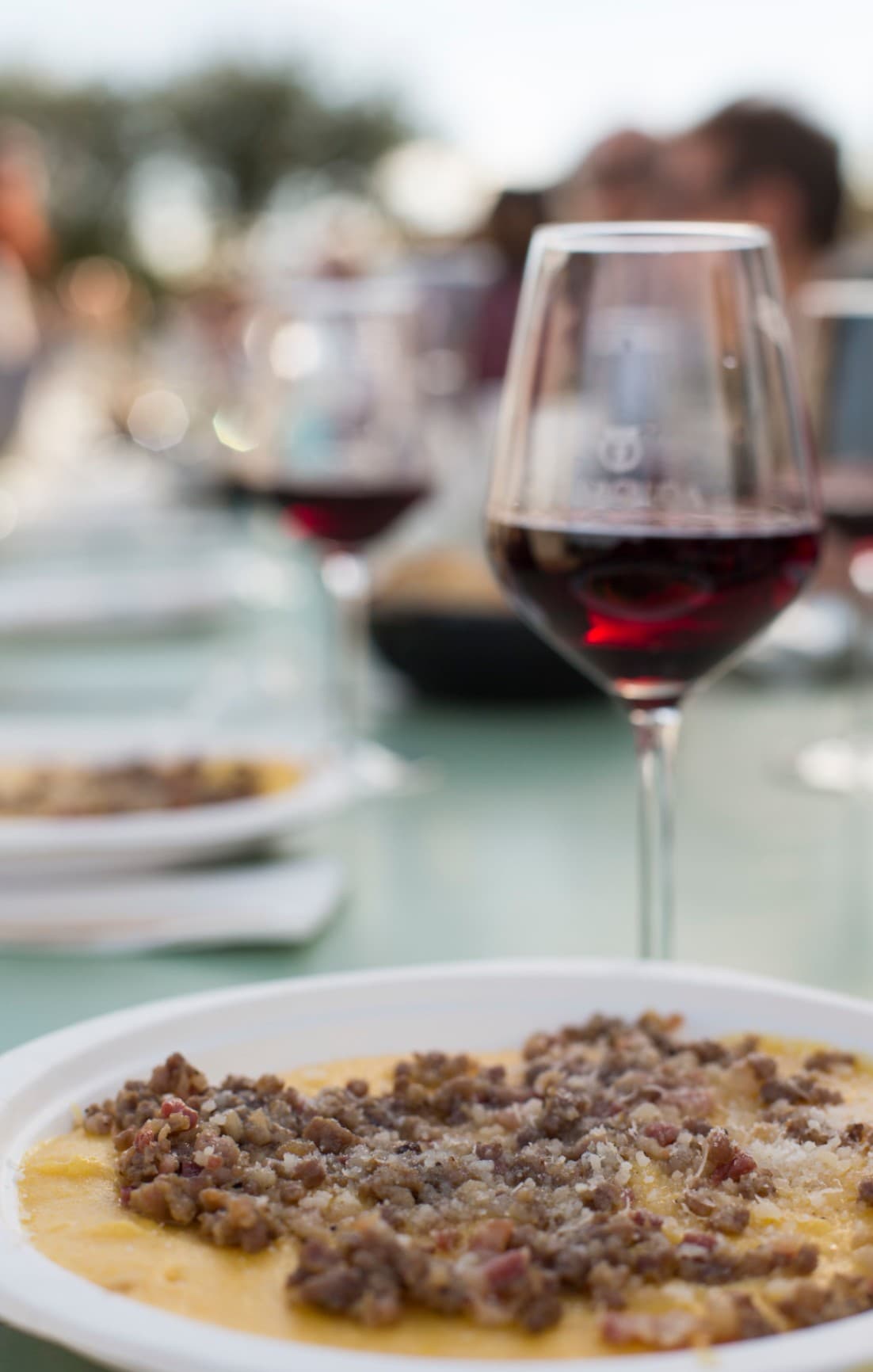 Gallery image null
